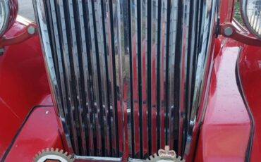 British-coach-works-ltd.-1983-red-12