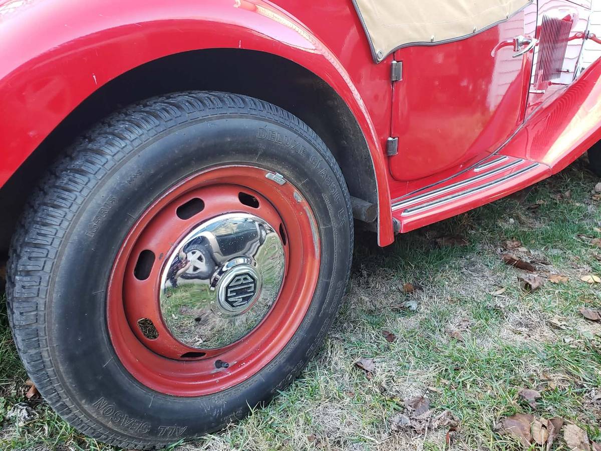 British-coach-works-ltd.-1983-red-19