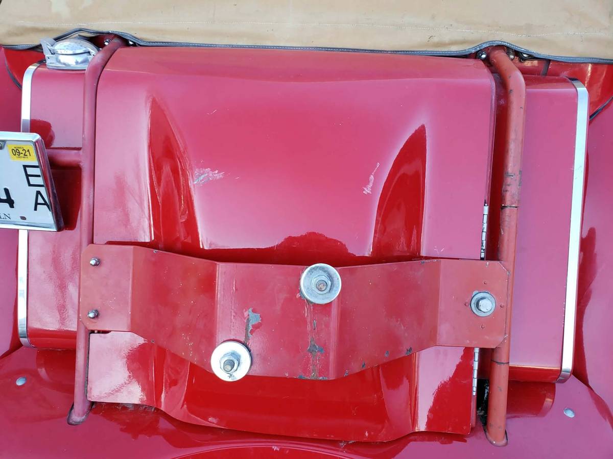 British-coach-works-ltd.-1983-red-23