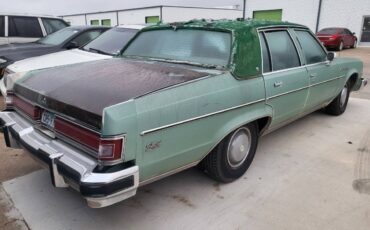 Buick-1979-green-5