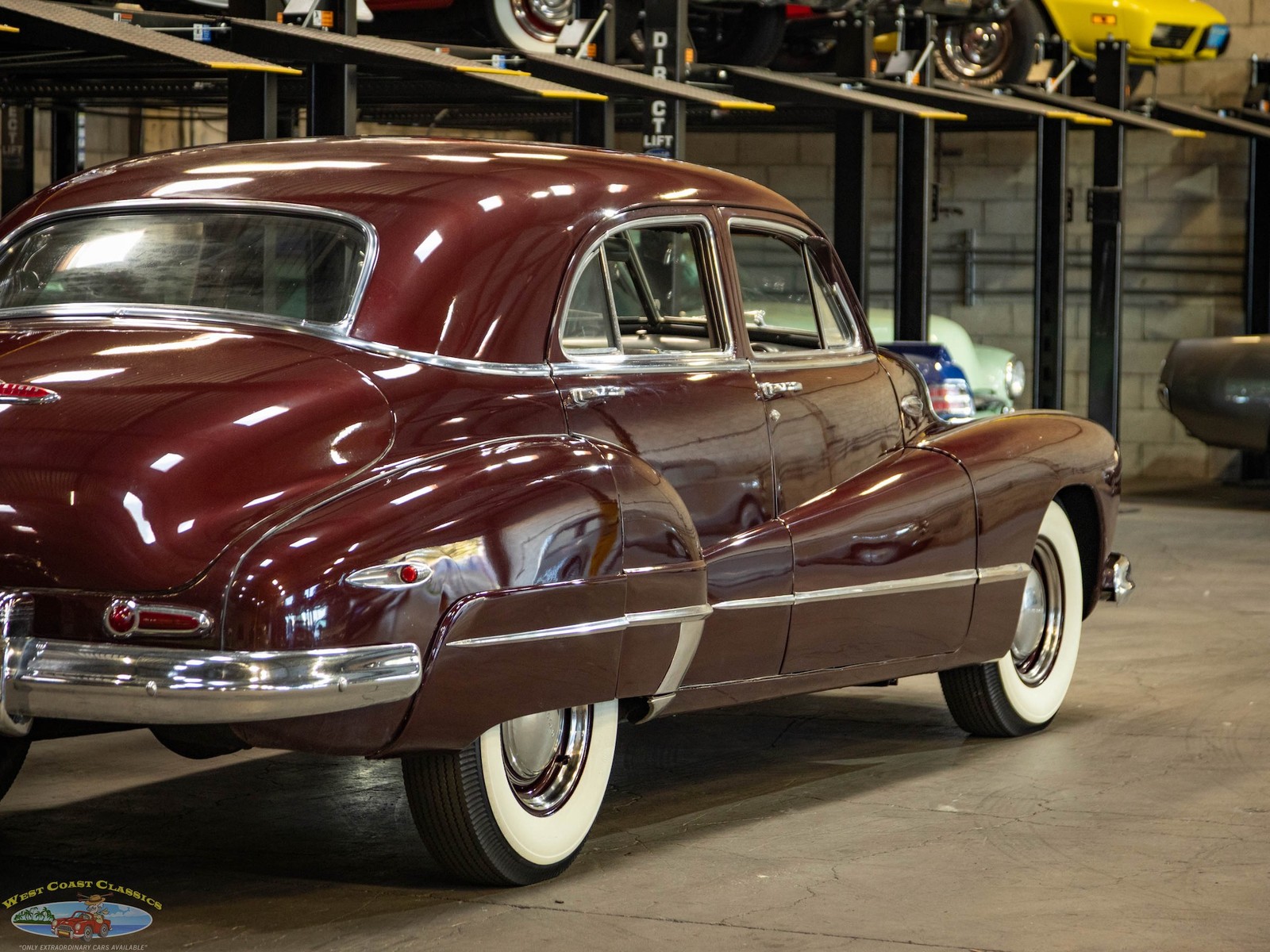 Buick-248-CID-8-cyl-Super-4-Door-Sedan-1947-4-Door-Sedan-26