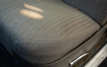 Buick-248-CID-8-cyl-Super-4-Door-Sedan-1947-4-Door-Sedan-28