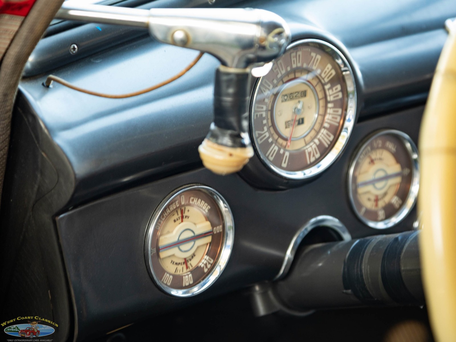 Buick-248-CID-8-cyl-Super-4-Door-Sedan-1947-4-Door-Sedan-34