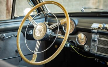 Buick-248-CID-8-cyl-Super-4-Door-Sedan-1947-4-Door-Sedan-39