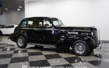 Buick-Century-1937-Sedan-15