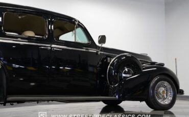 Buick-Century-1937-Sedan-28