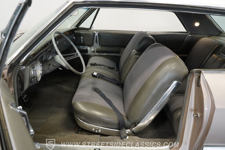 Buick-Electra-1965-Champagne-Gray-37