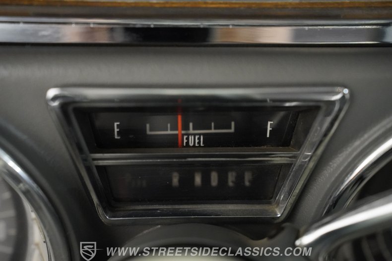 Buick-Electra-1965-Champagne-Gray-40