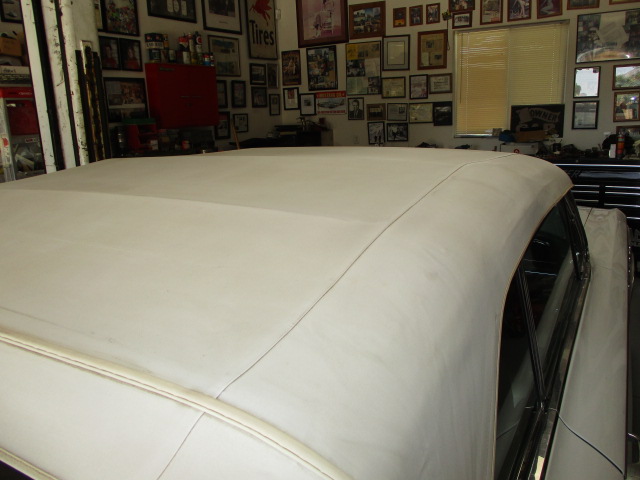 Buick-Electra-225-1962-white-brown-13