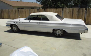 Buick-Electra-225-1962-white-brown-14