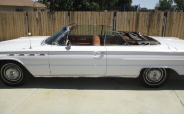 Buick-Electra-225-1962-white-brown-5