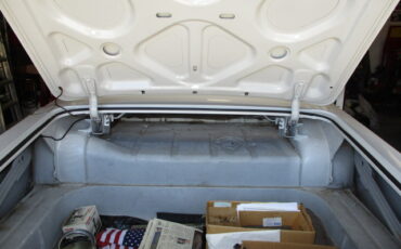 Buick-Electra-225-1962-white-brown-6