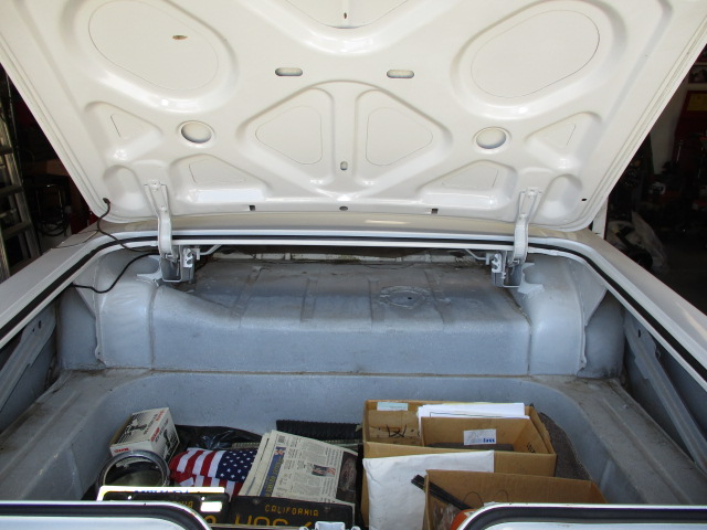 Buick-Electra-225-1962-white-brown-6