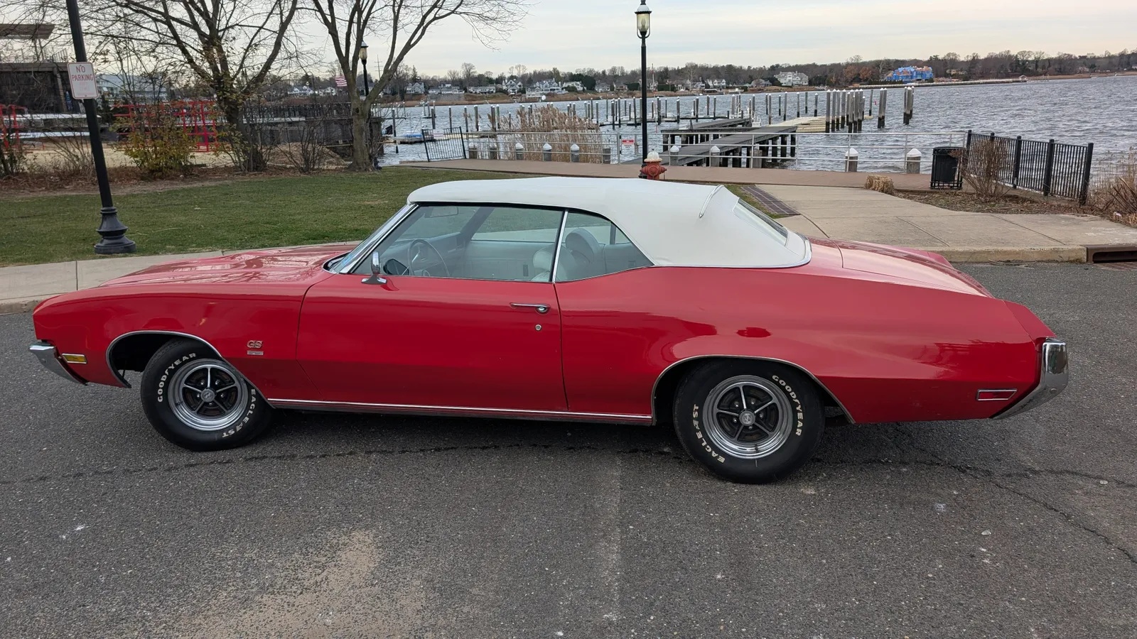 Buick-Gran-sport-1971-Fire-Red-Pearl-White-1