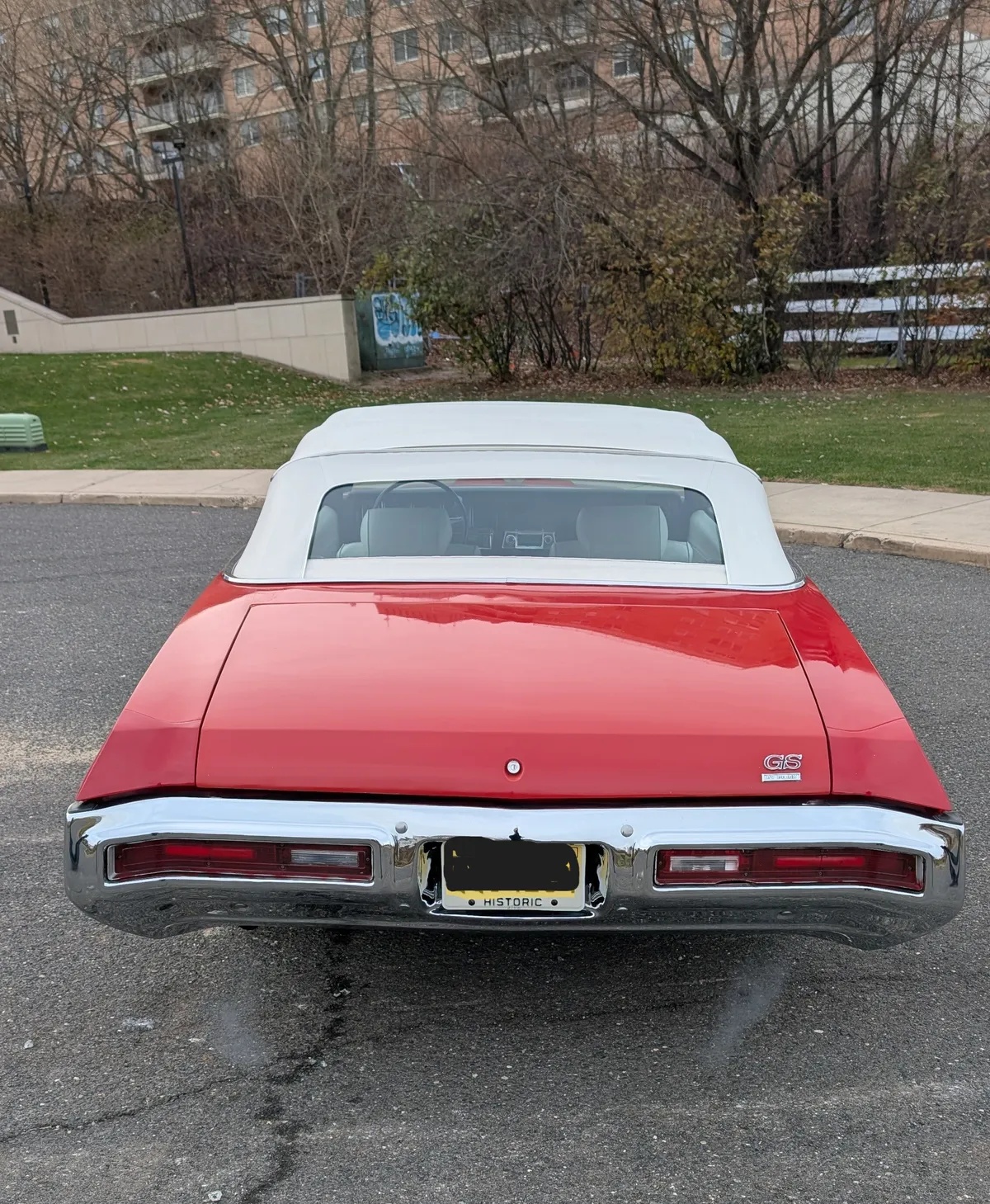 Buick-Gran-sport-1971-Fire-Red-Pearl-White-3