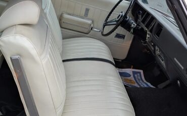 Buick-Gran-sport-1971-Fire-Red-Pearl-White-4