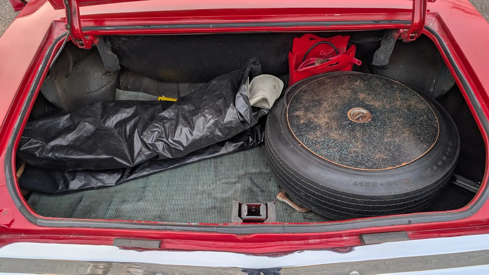 Buick-Gran-sport-1971-Fire-Red-Pearl-White-5