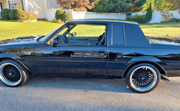 Buick-Grand-National-1987-American-Muscle-Car-11