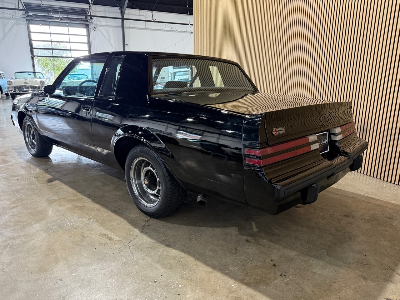 Buick-Grand-National-1987-American-Muscle-Car-11