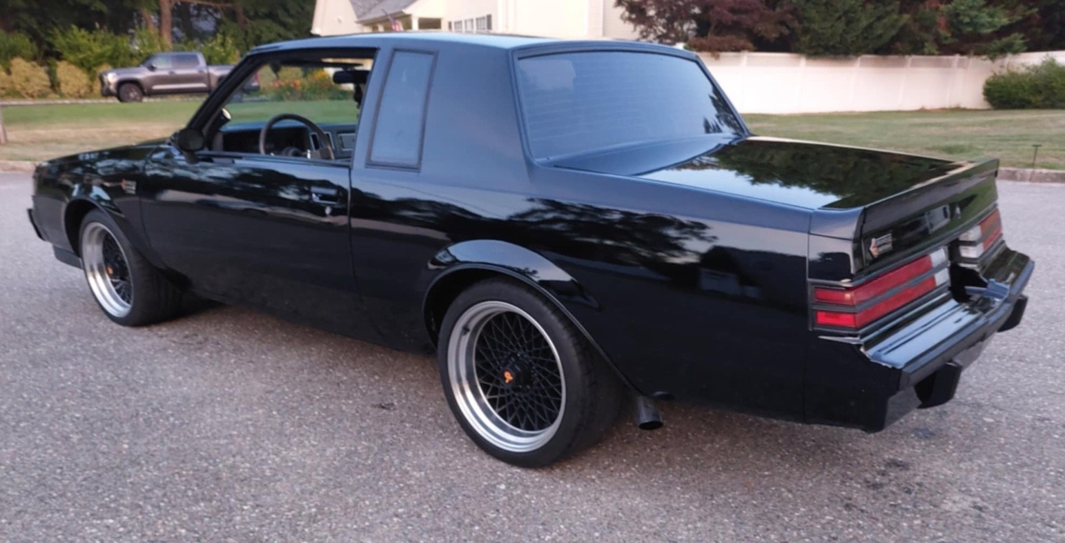 Buick-Grand-National-1987-American-Muscle-Car-2