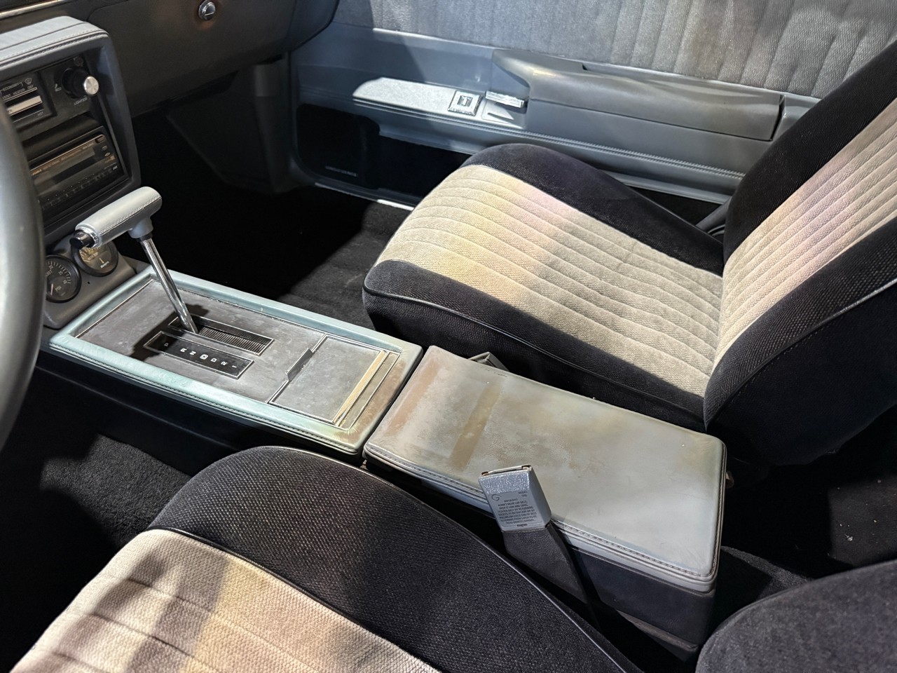 Buick-Grand-National-1987-American-Muscle-Car-24