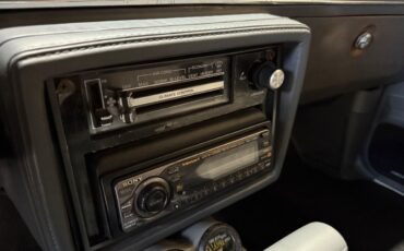 Buick-Grand-National-1987-American-Muscle-Car-27