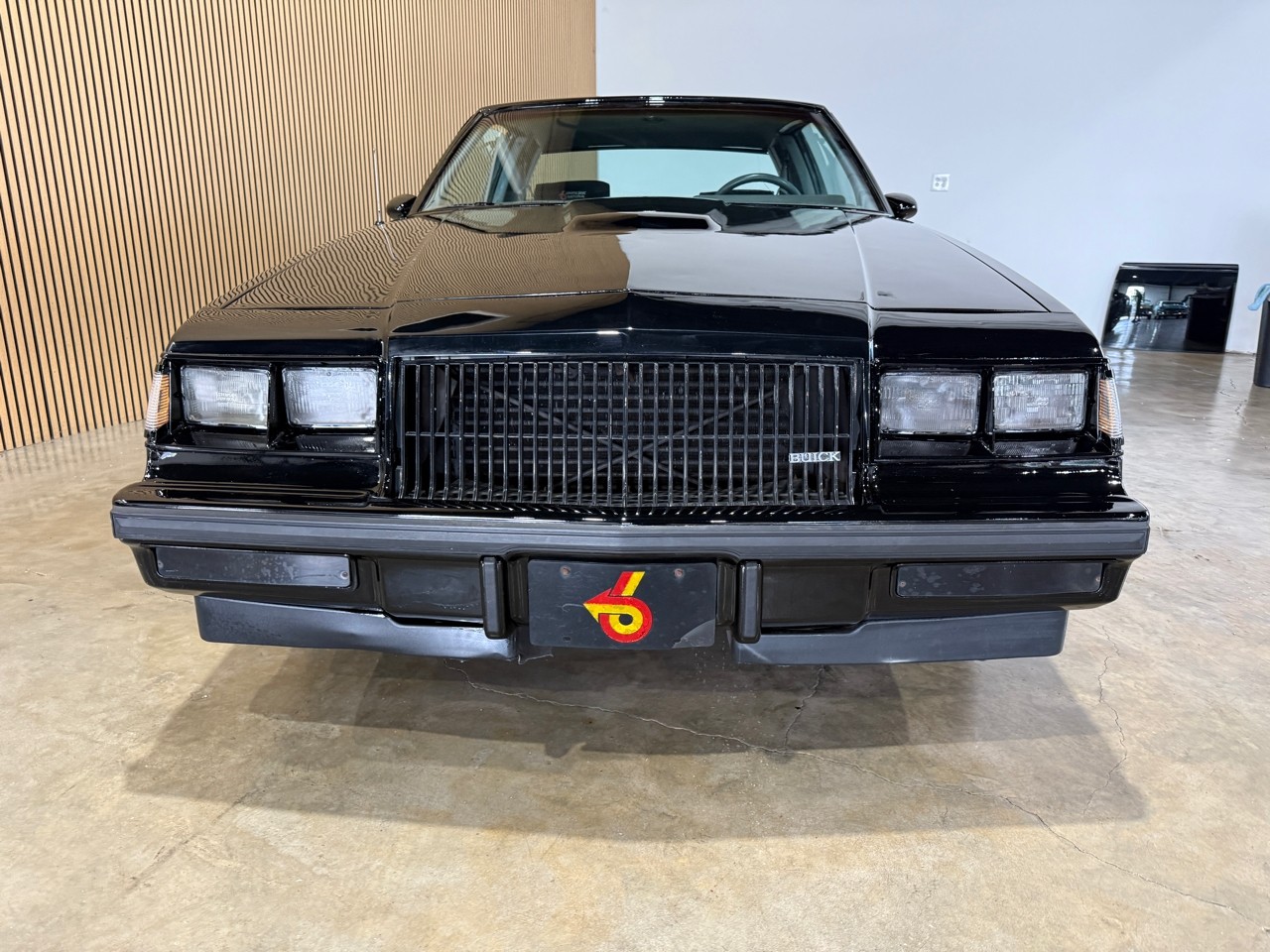 Buick-Grand-National-1987-American-Muscle-Car-3