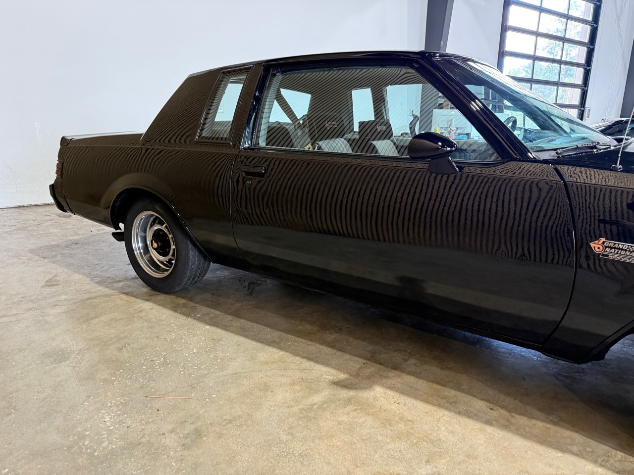 Buick-Grand-National-1987-American-Muscle-Car-5