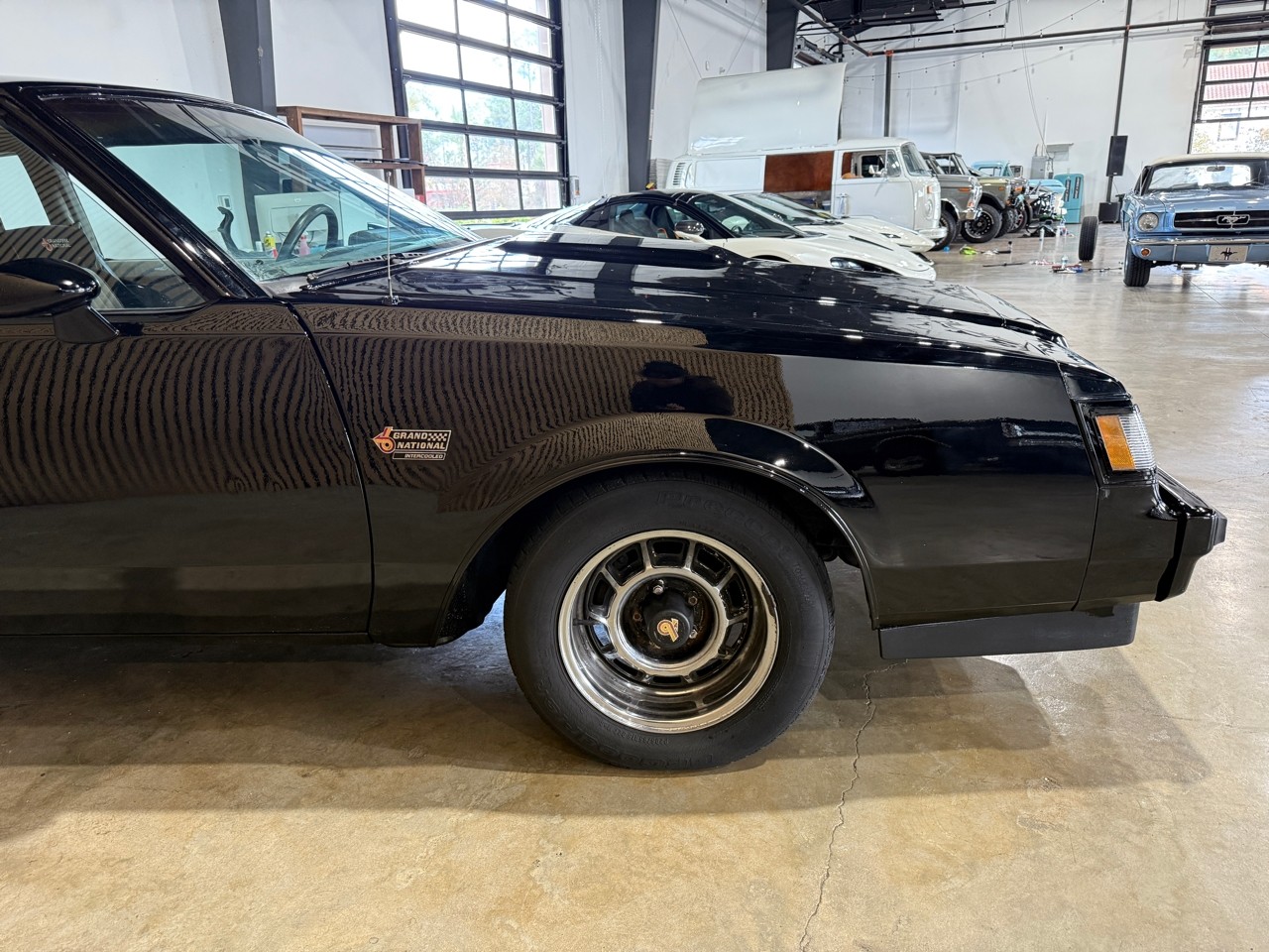 Buick-Grand-National-1987-American-Muscle-Car-7