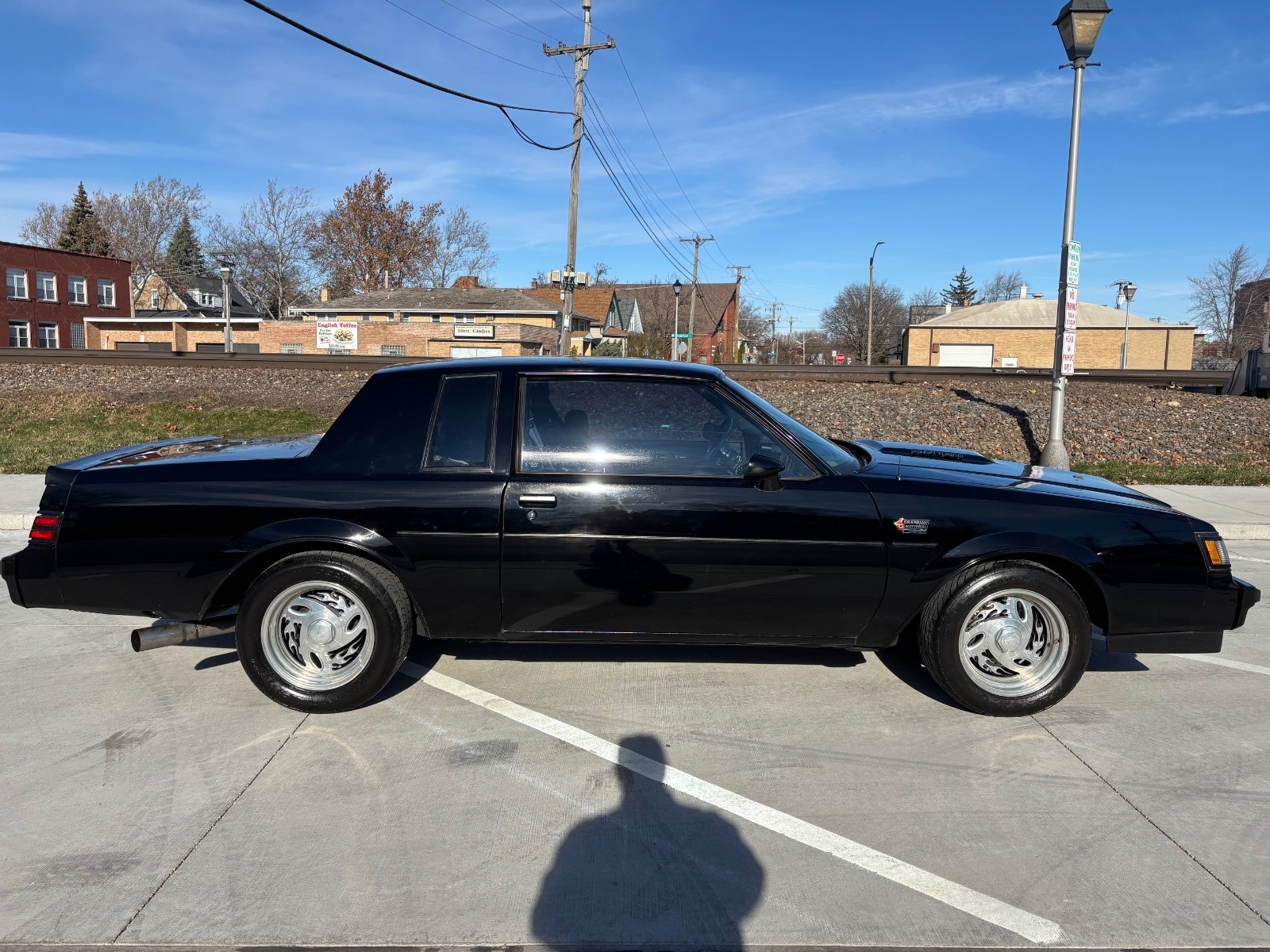 Buick-Grand-National-1987-Coupe-13