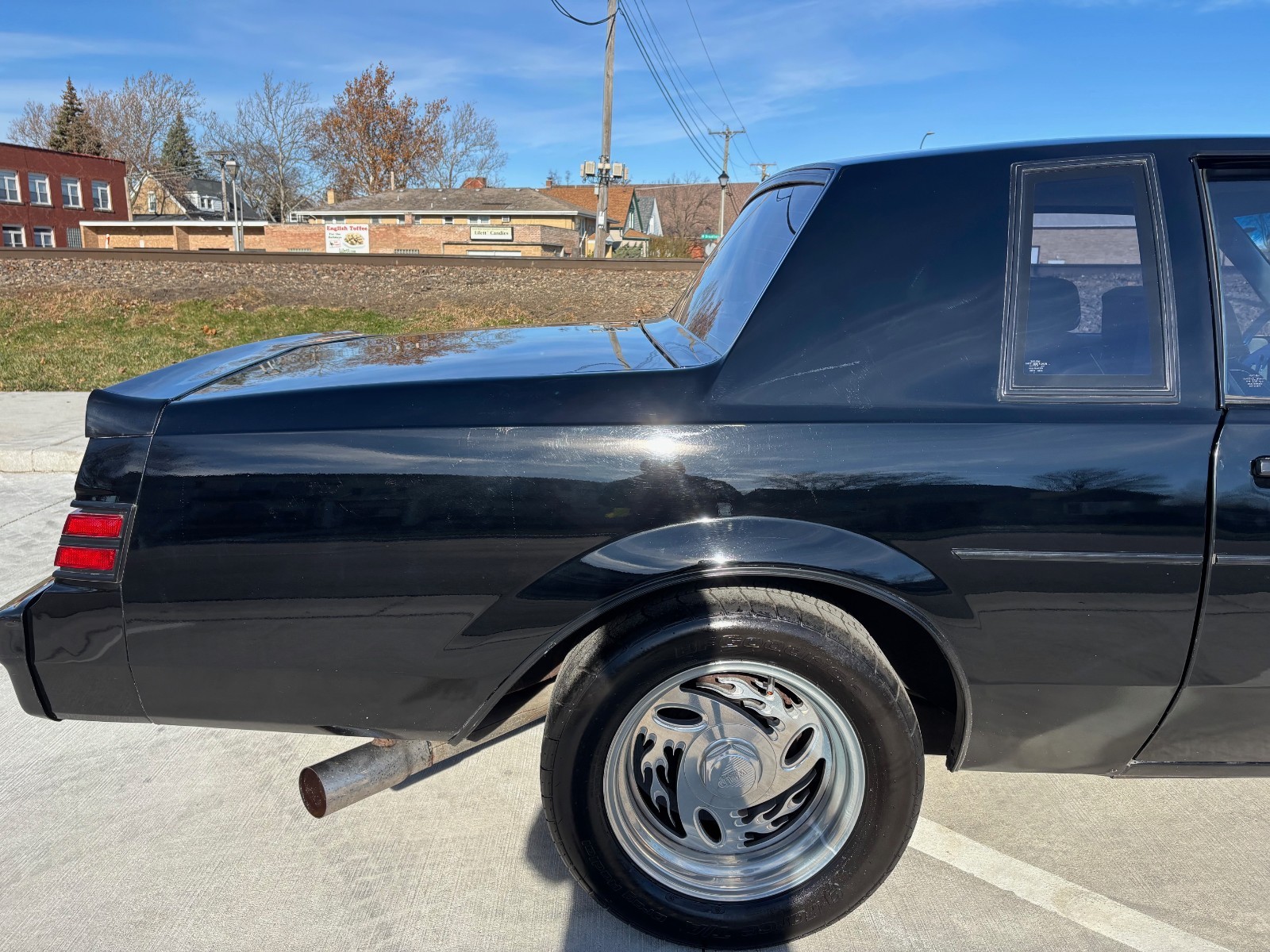 Buick-Grand-National-1987-Coupe-14