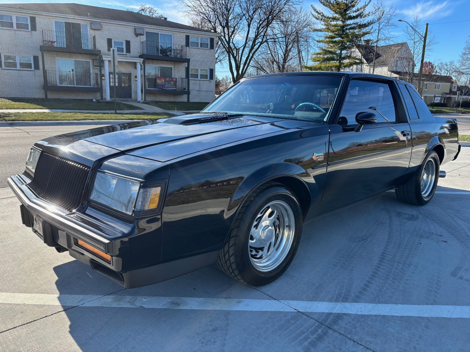 Buick-Grand-National-1987-Coupe-2