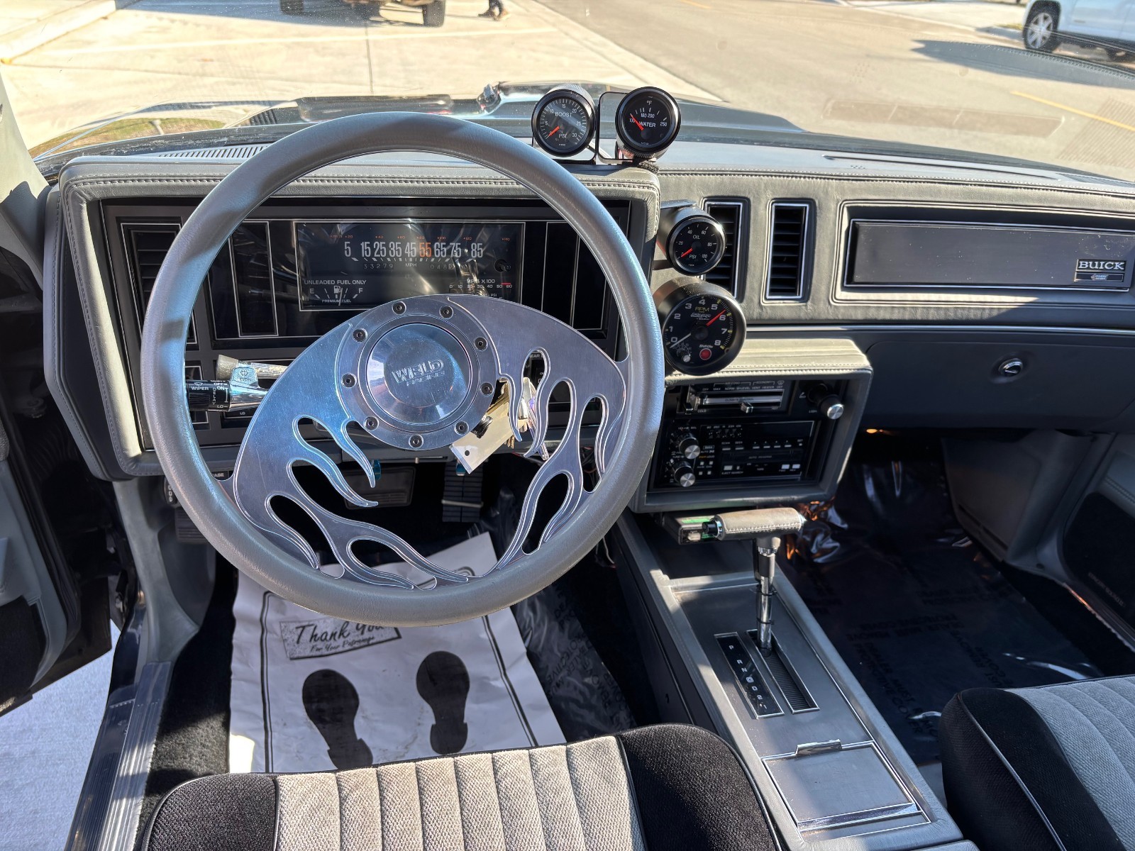 Buick-Grand-National-1987-Coupe-21