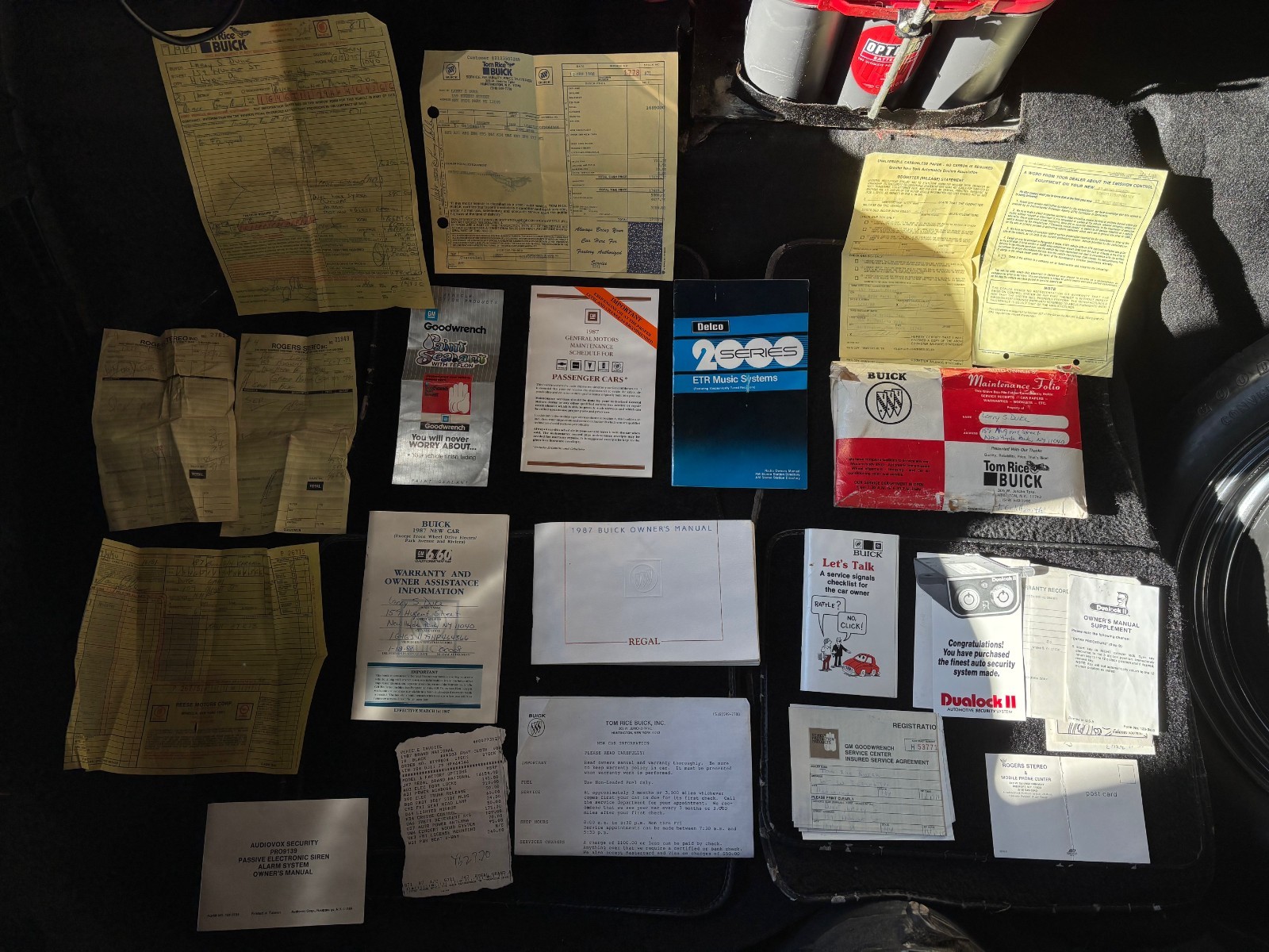 Buick-Grand-National-1987-Coupe-28