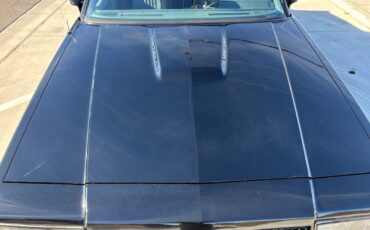 Buick-Grand-National-1987-Coupe-3