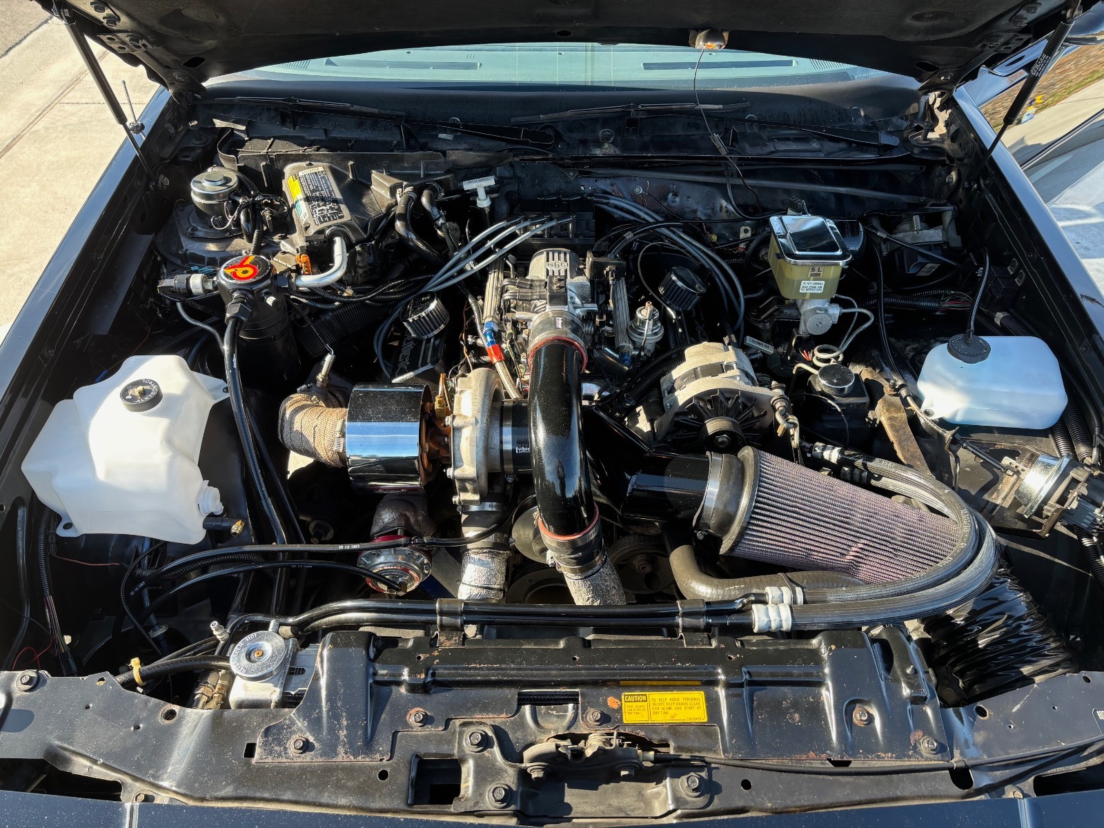 Buick-Grand-National-1987-Coupe-31