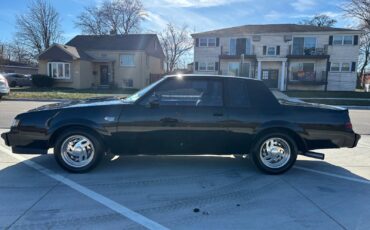 Buick-Grand-National-1987-Coupe-4