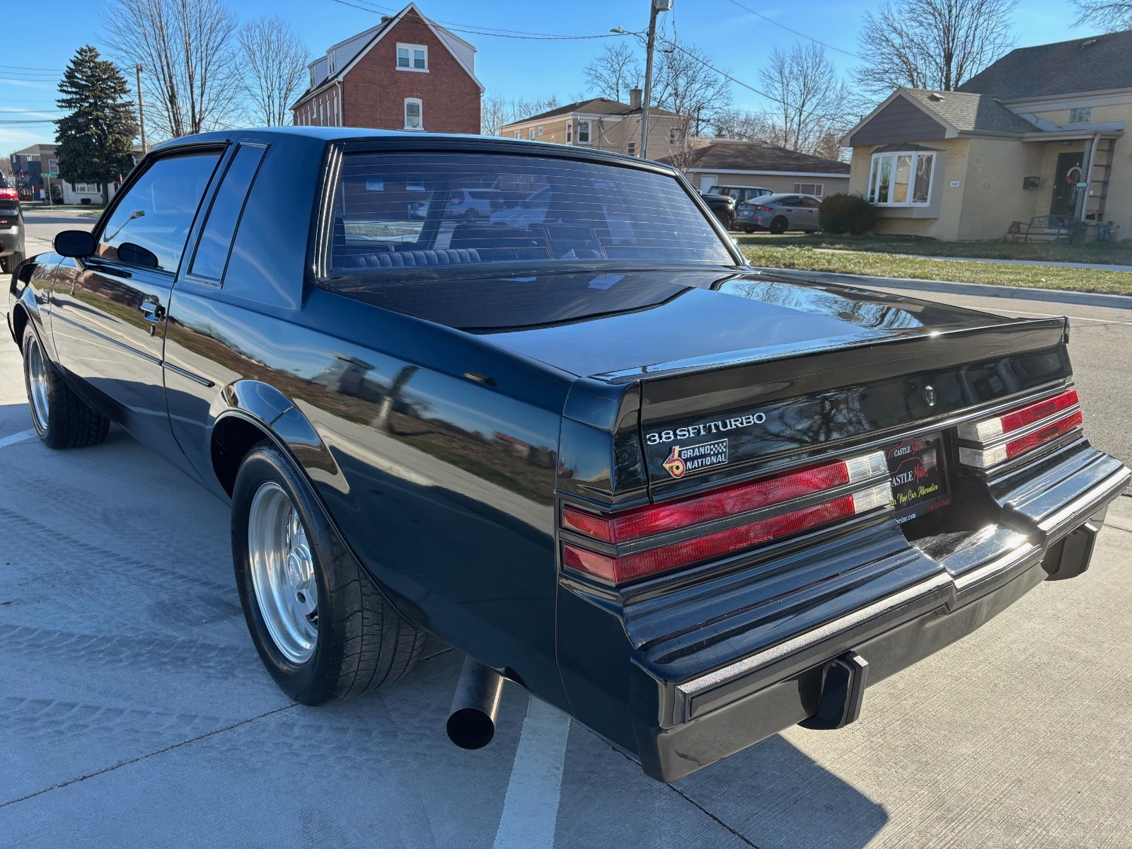 Buick-Grand-National-1987-Coupe-5