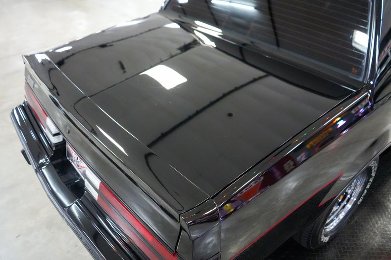 Buick-Grand-national-1987-Black-Gray-13