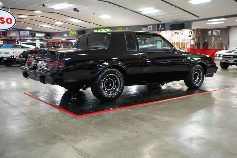 Buick-Grand-national-1987-Black-Gray-15