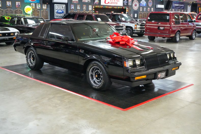 Buick-Grand-national-1987-Black-Gray-18