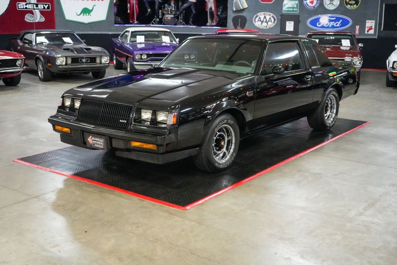 Buick-Grand-national-1987-Black-Gray-19