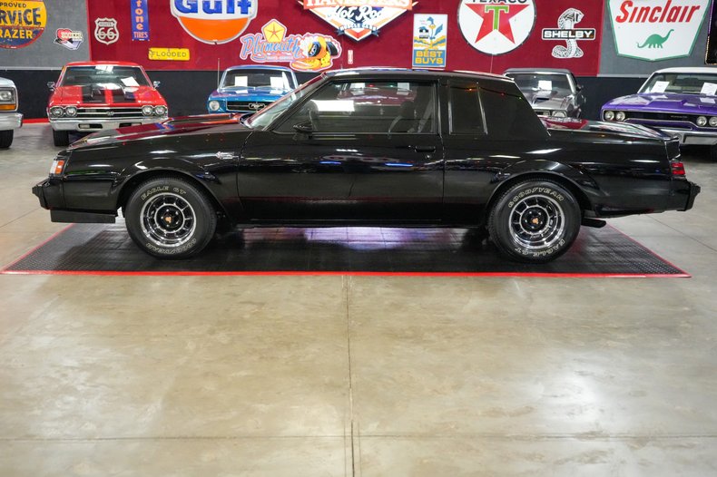 Buick-Grand-national-1987-Black-Gray-20