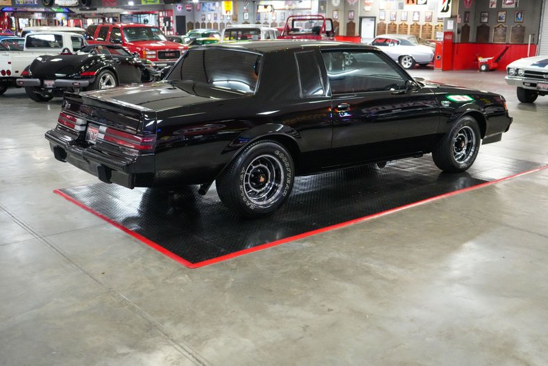 Buick-Grand-national-1987-Black-Gray-23