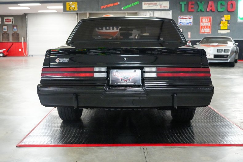 Buick-Grand-national-1987-Black-Gray-28