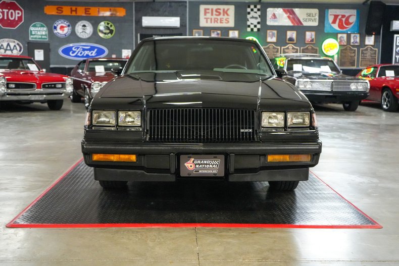 Buick-Grand-national-1987-Black-Gray-30