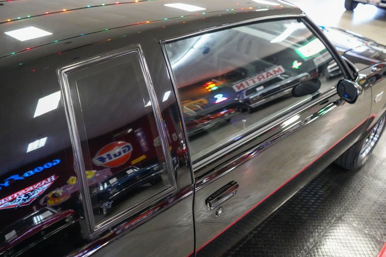 Buick-Grand-national-1987-Black-Gray-37