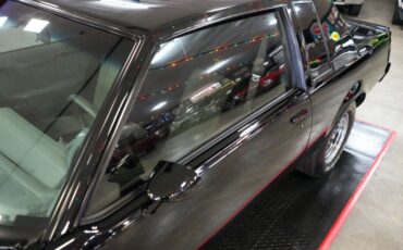 Buick-Grand-national-1987-Black-Gray-38