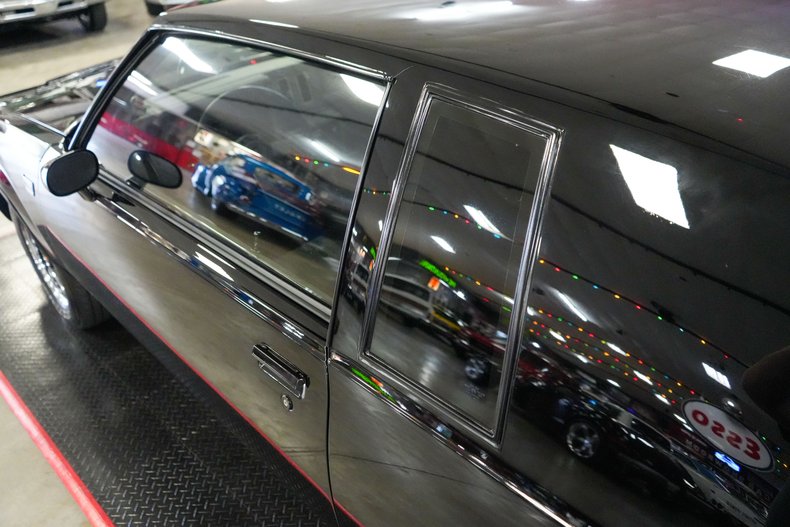 Buick-Grand-national-1987-Black-Gray-39