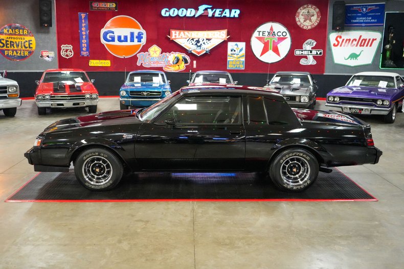 Buick-Grand-national-1987-Black-Gray-4
